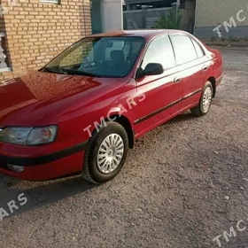 Toyota Carina 1993