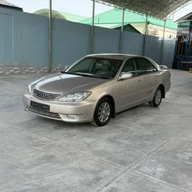 Toyota Camry 2005
