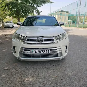 Toyota Highlander 2018