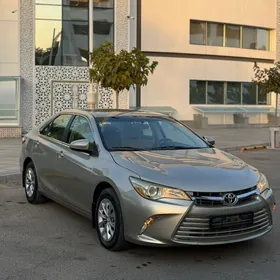 Toyota Camry 2016