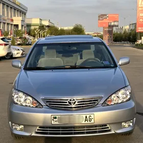 Toyota Camry 2004