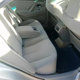 Toyota Camry 2010