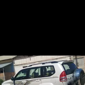 Toyota Land Cruiser Prado 2005