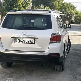 Toyota Highlander 2011