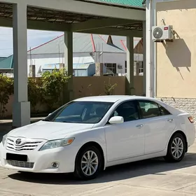 Toyota Camry 2010