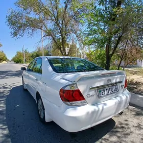 Toyota Camry 2004