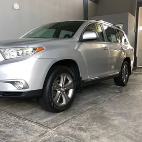 Toyota Highlander 2011