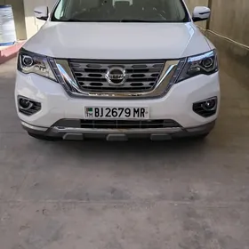 Nissan Pathfinder 2020