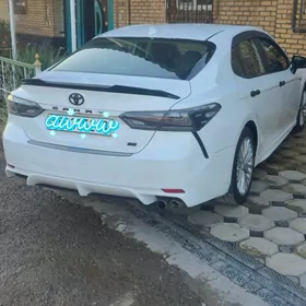 Toyota Camry 2020