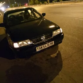 Opel Vectra 1989