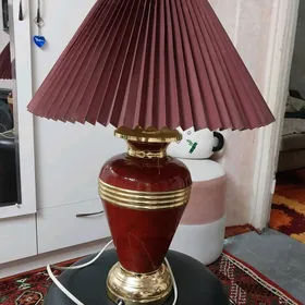 настольная лампа