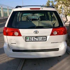 Toyota Sienna 2007