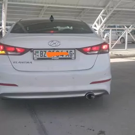 Hyundai Elantra 2017