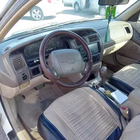 Toyota Avalon 1999