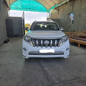 Toyota Land Cruiser Prado 2013