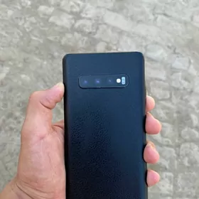 S10+