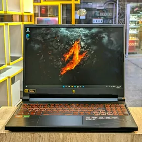 Nitro V 16S/32GB-RAM/1TB SSD