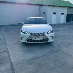 Lexus ES 350 2019