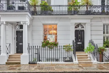 Londonda Jeýms Bonduň jaýy satuwa çykaryldy: bahasy £6,45 mln