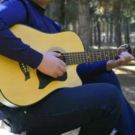 LINDA AKUSTIK GITARA