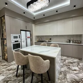 Gurtly Sroçno Satlyk 