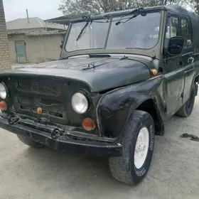 UAZ 469 1990