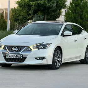 Nissan Maxima 2018