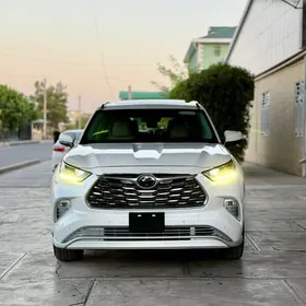Toyota Highlander 2020