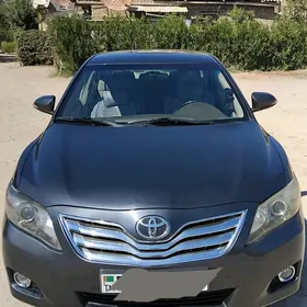 Toyota Camry 2010