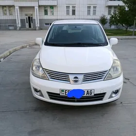 Nissan Versa 2010