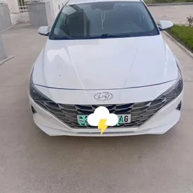 Hyundai Elantra 2020