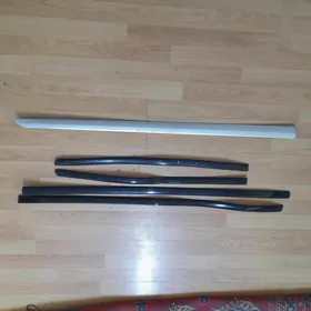 molding bil gusak