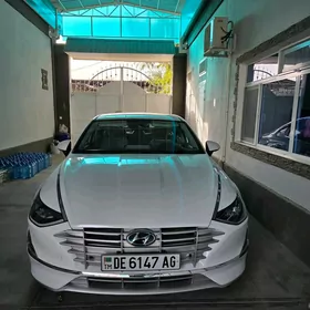 Hyundai Sonata 2021