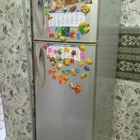 холодильник LG