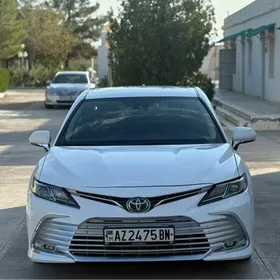 Toyota Camry 2022