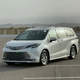 Toyota Sienna 2021