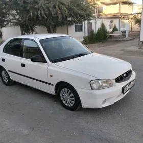 Hyundai Accent 2002