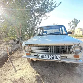 Lada 2103 1984
