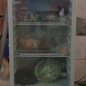 ветрина холодильник
