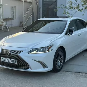 Lexus ES 350 2019