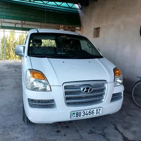 Hyundai H-1 2007