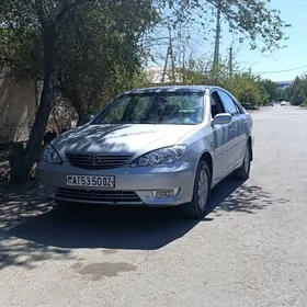Toyota Camry 2004