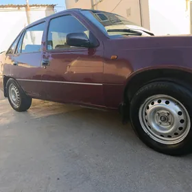 Daewoo Nexia 2001
