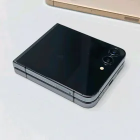 Samsung Z flip 5 12/256gb