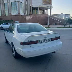 Toyota Camry 1997