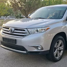 Toyota Highlander 2011