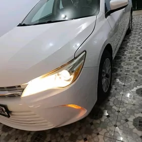 Toyota Camry 2016