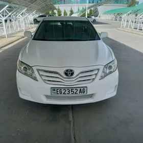 Toyota Camry 2010