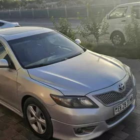 Toyota Camry 2010