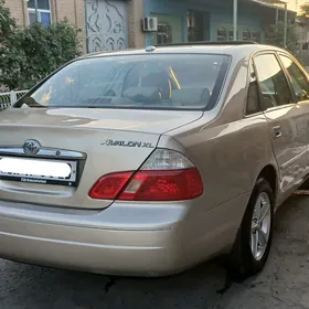 Toyota Avalon 2003